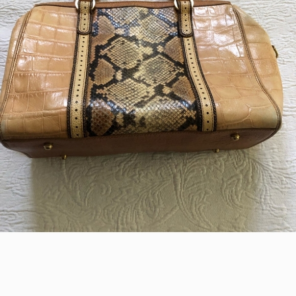 Pre-owned Brahmin hand bag & wallet set. - Picture 7 of 8